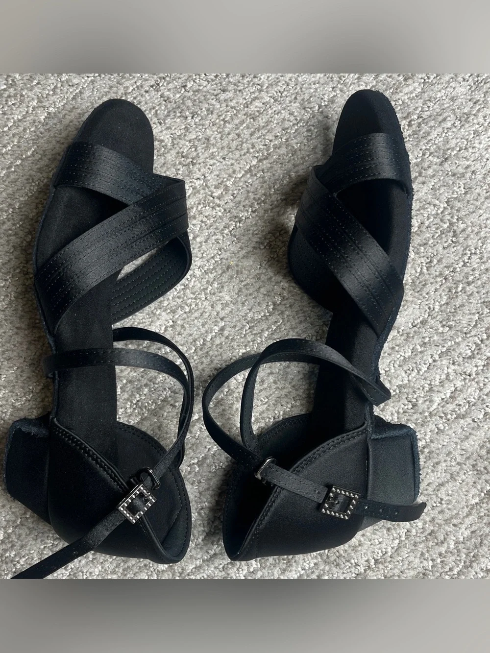 SWDZM Girls Satin Dance Shoes 4.5. 2909-1